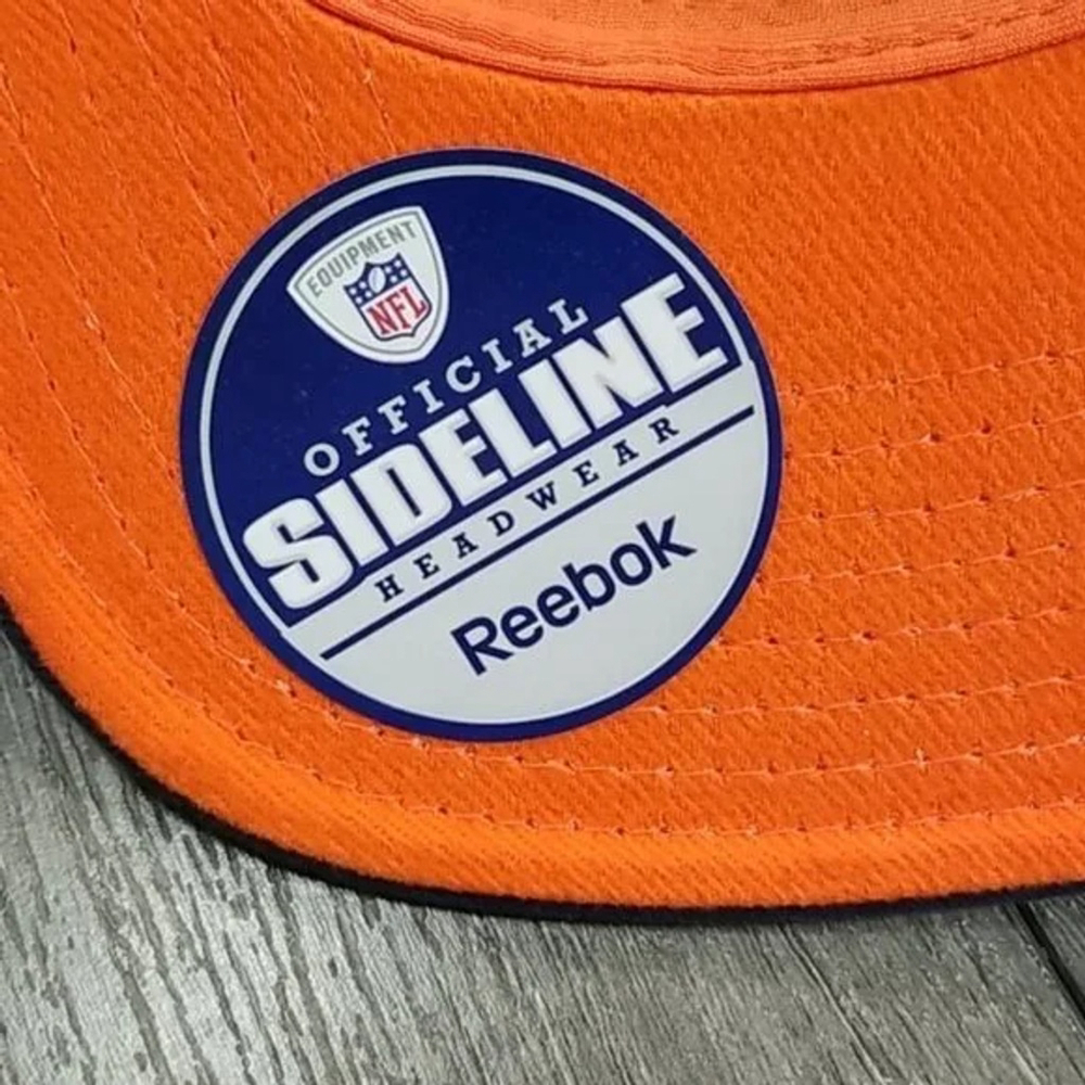 Denver Broncos Football Cap Size L/XL NFL Equipment Vintage Onfield Reebok - Picture 4 of 7